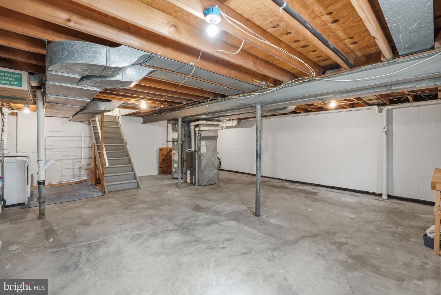 810 Duke Street photo 34