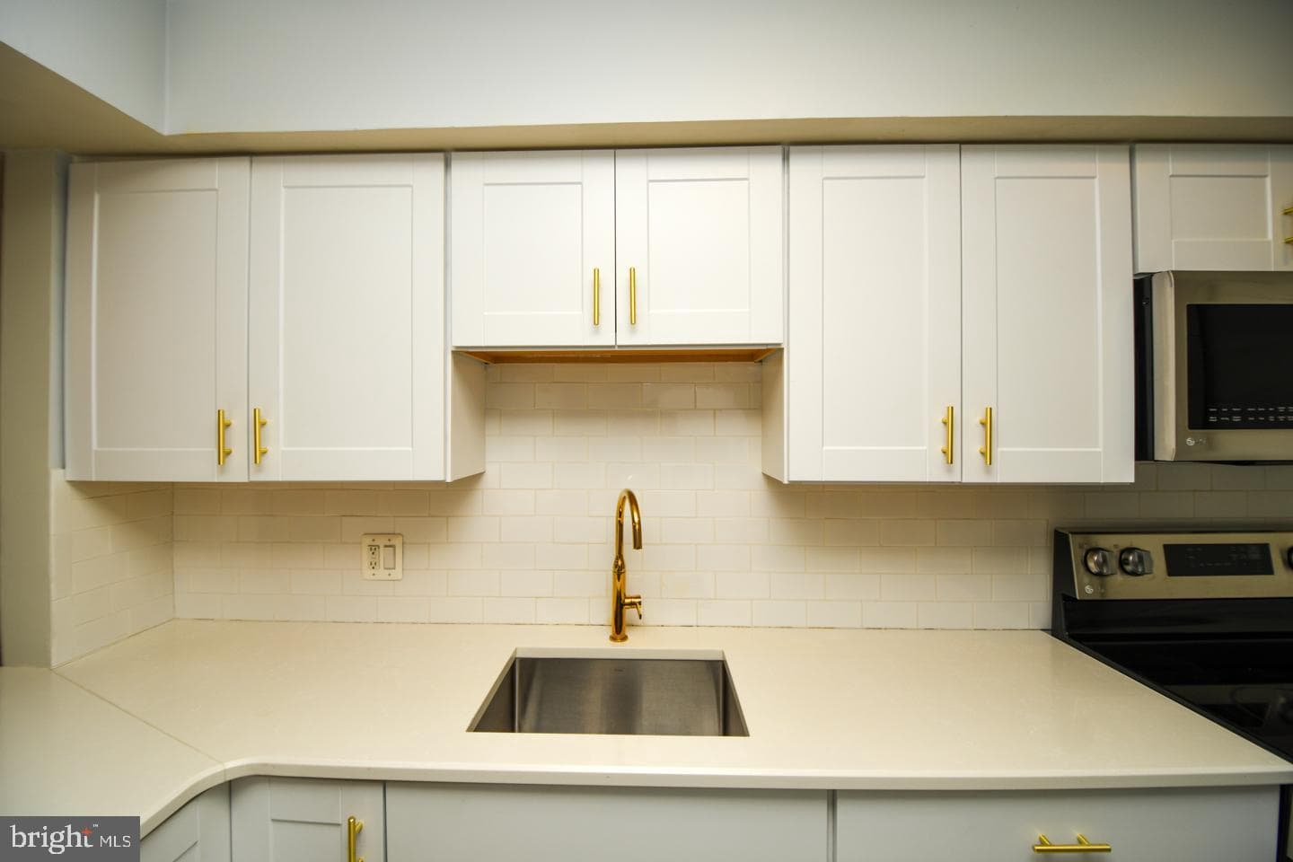 10715 Hampton Mill #210 photo 9