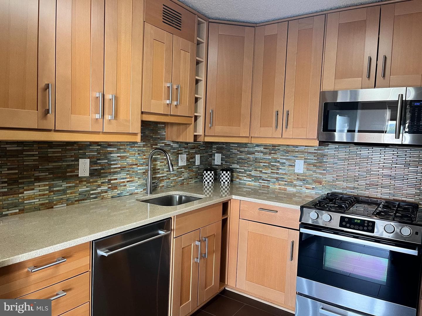 5225 Pooks Hill Road #1404s photo 11