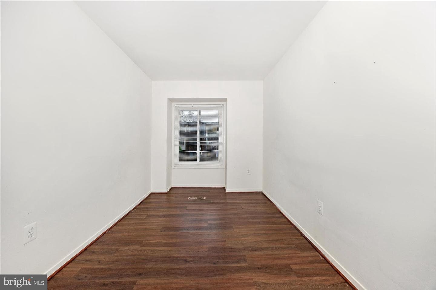 9913 Forest View Place photo 24
