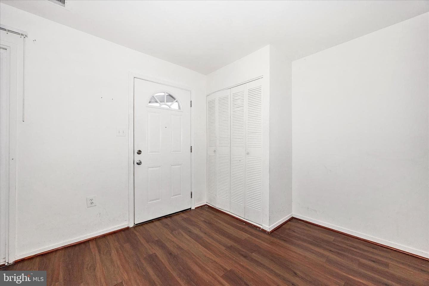 9913 Forest View Place photo 3