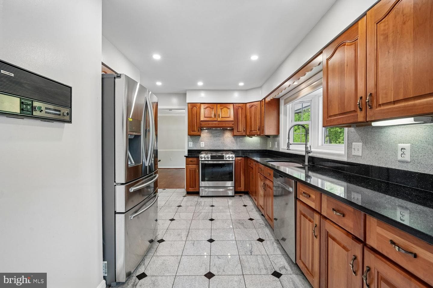 1932 Olivine Court photo 21