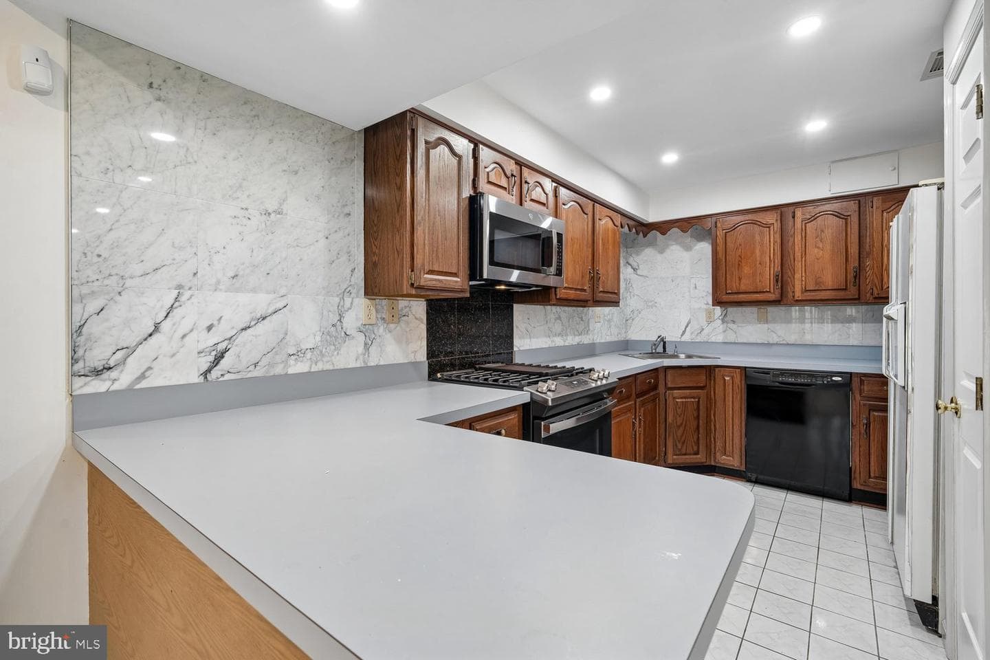 1932 Olivine Court photo 65