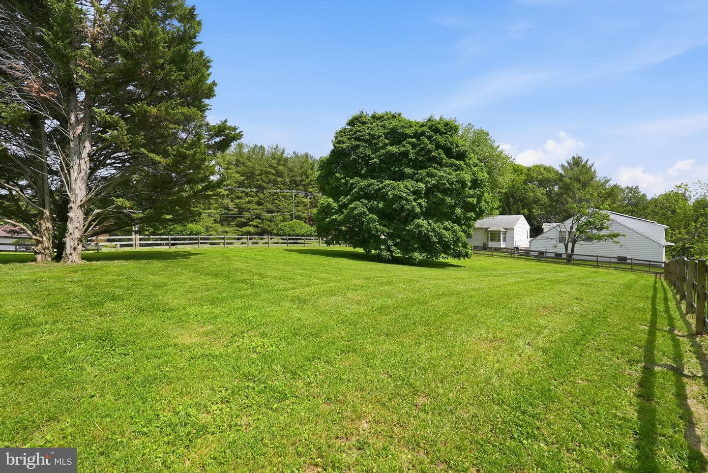1811 Ednor Road photo 34