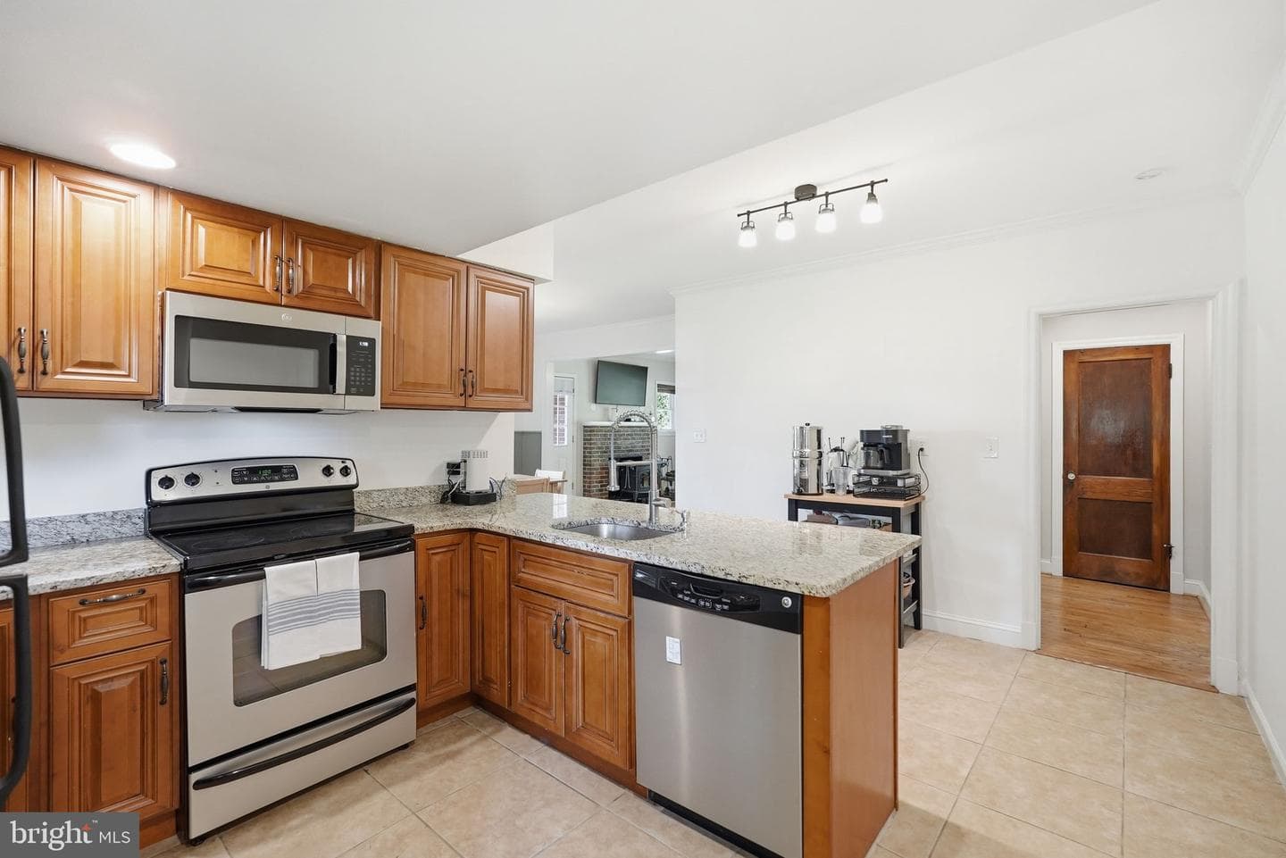 1811 Ednor Road photo 7