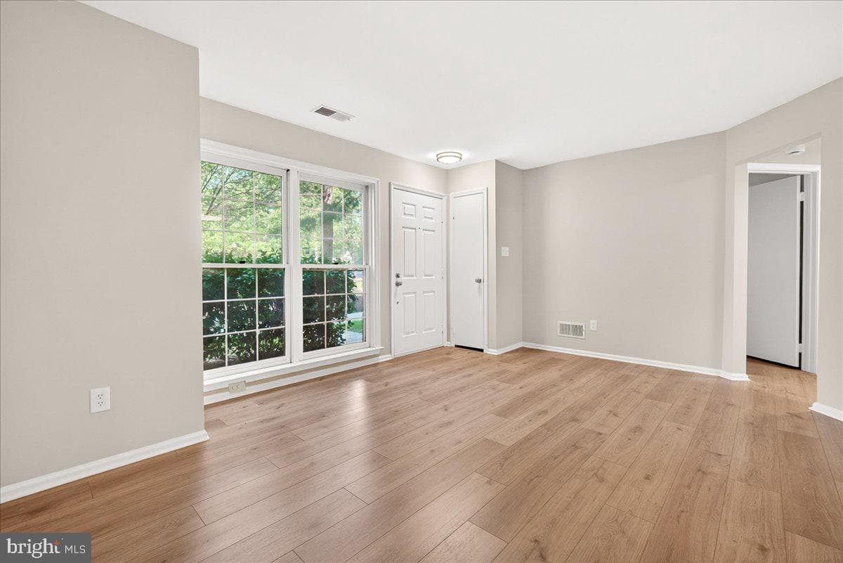 5700 Brewer House Circle #t3-11 photo 5