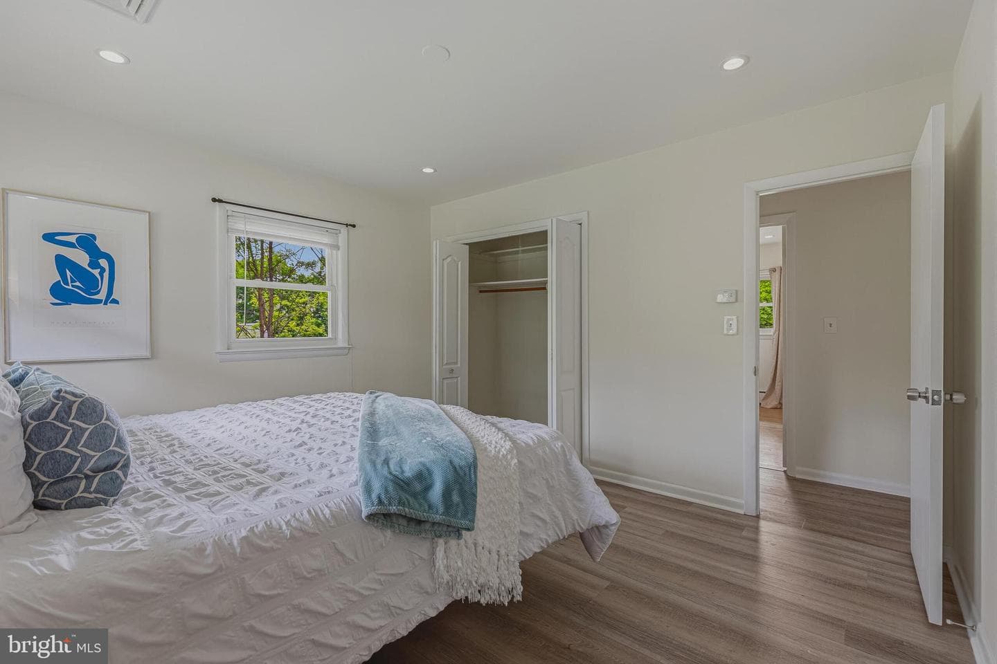 10316 Sunset Drive photo 14