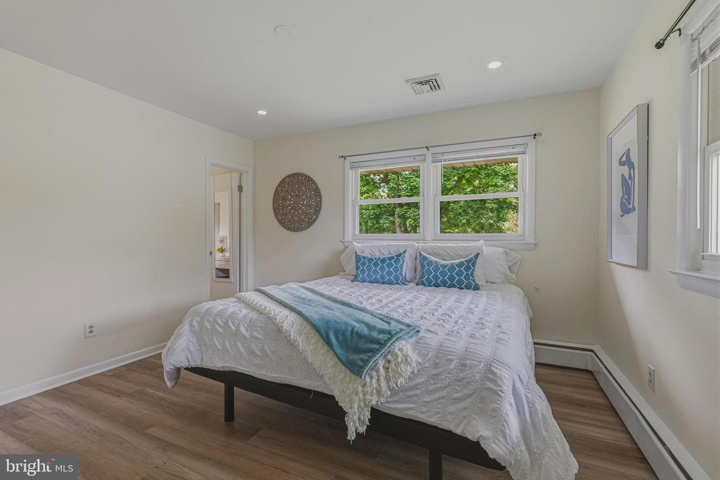 10316 Sunset Drive photo 16