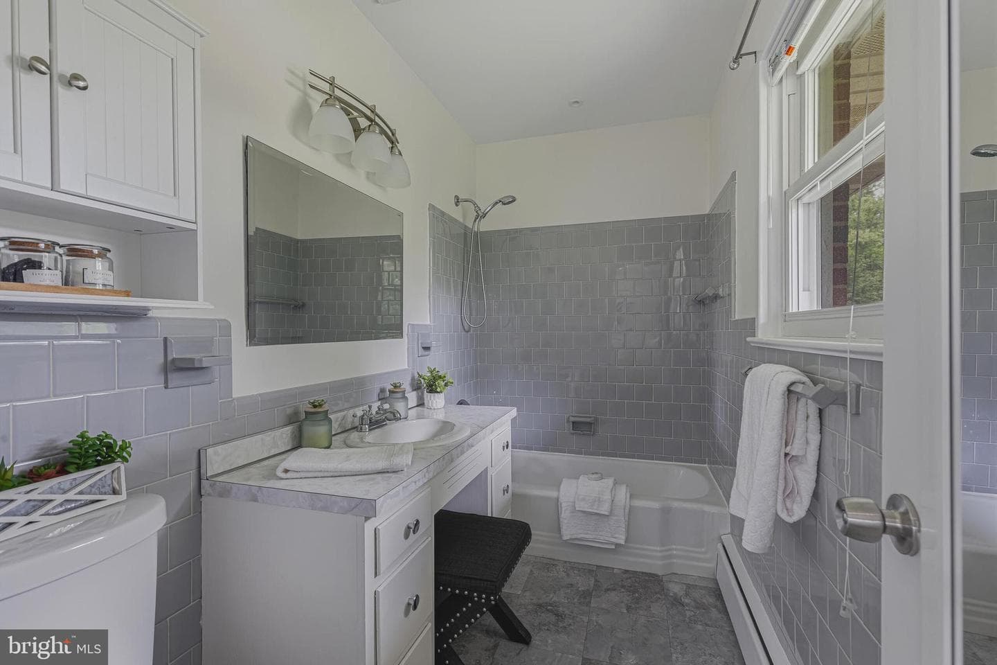 10316 Sunset Drive photo 17