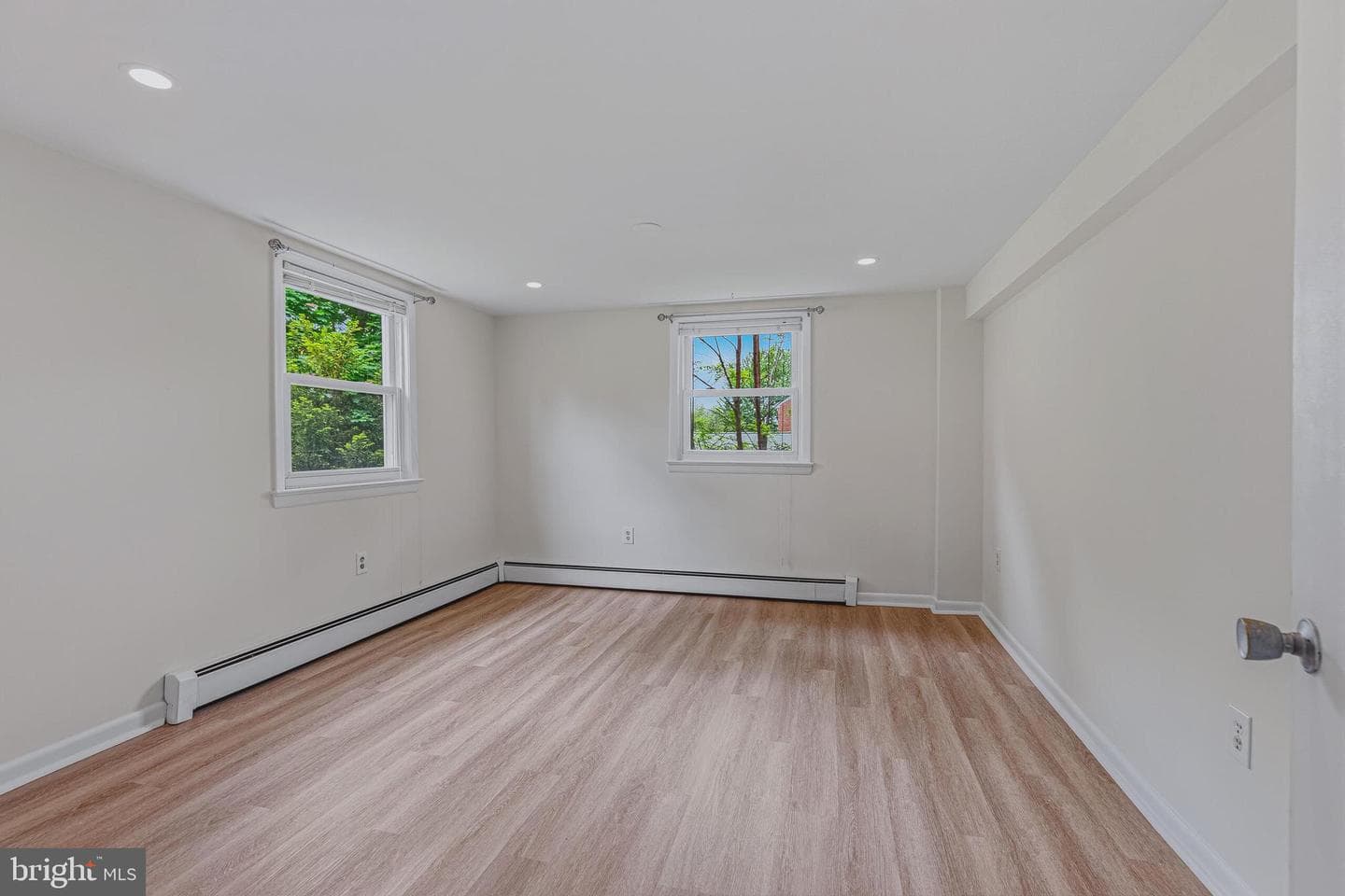 10316 Sunset Drive photo 22