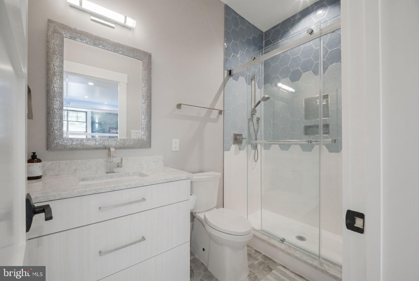 127 Thurgood Street photo 110