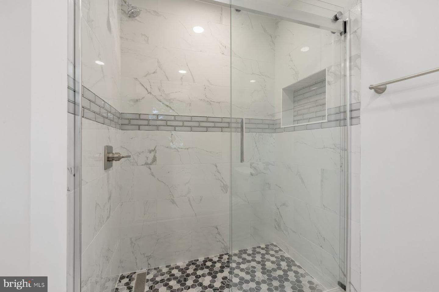 1517 Gerard Street photo 28