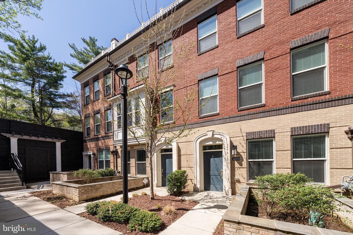 10326 Grosvenor Place, North Bethesda