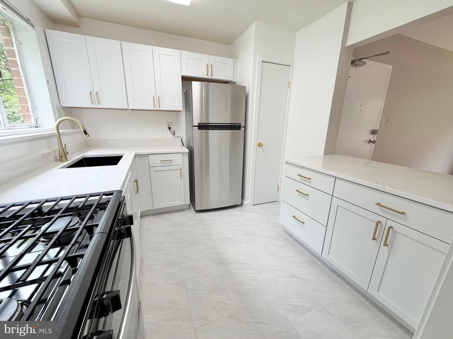 10305 Montrose Avenue #m-101 photo 9