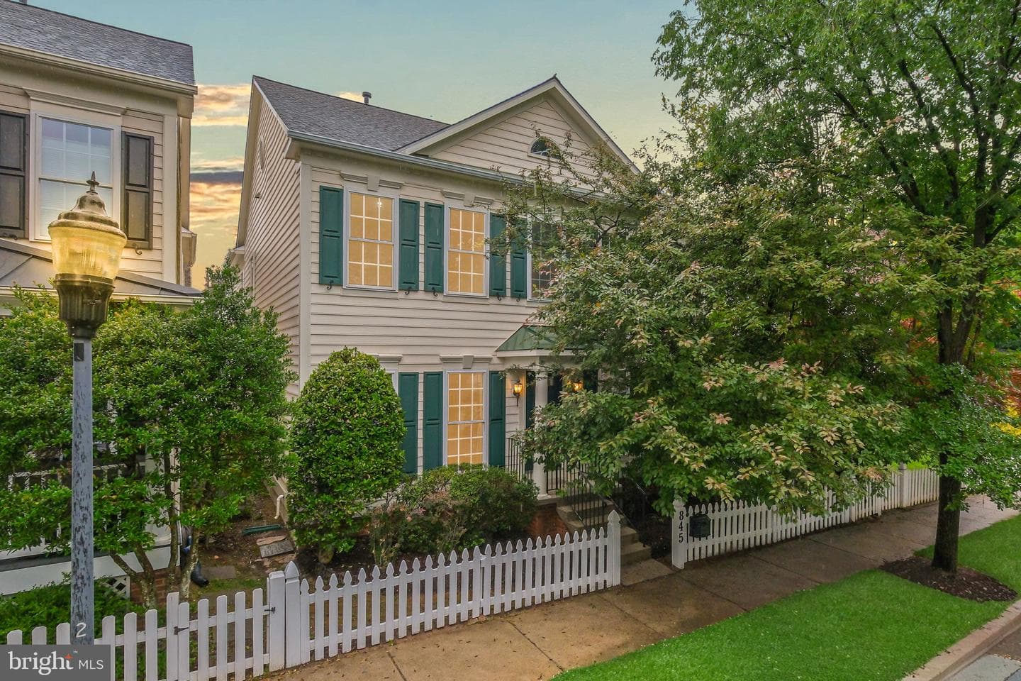 845 Lake Varuna Drive, Gaithersburg