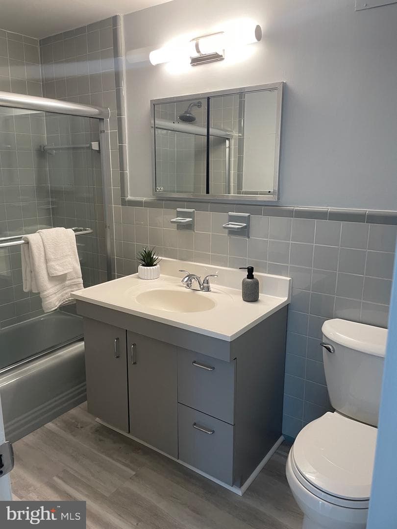 4800 Chevy Chase Drive #508 photo 32