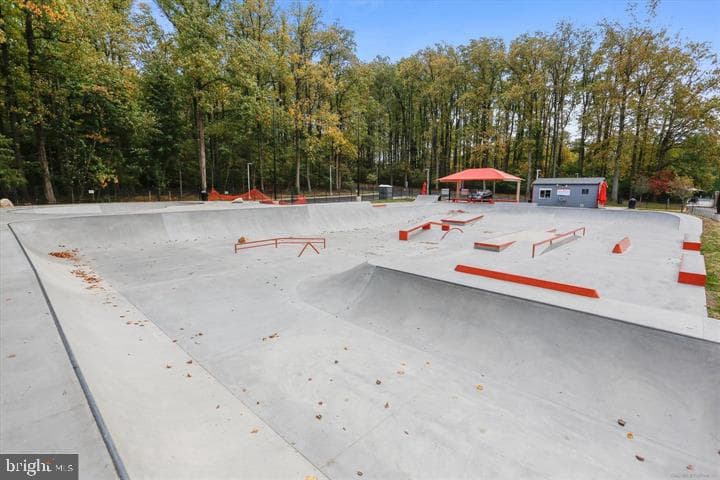 528 Beall Avenue photo 38