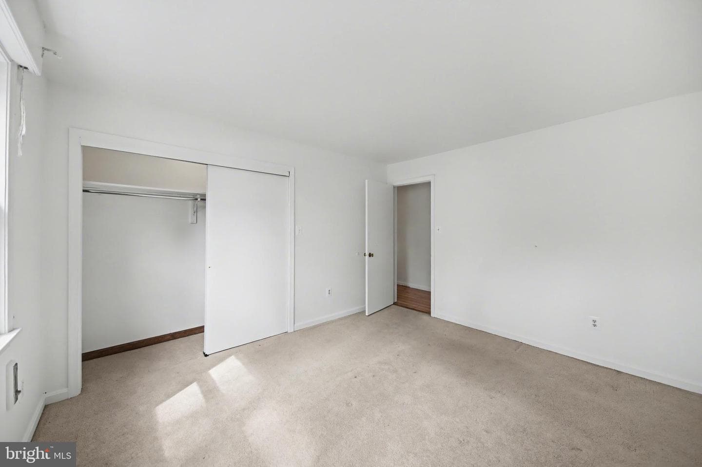 5812 Greenlawn Drive photo 19