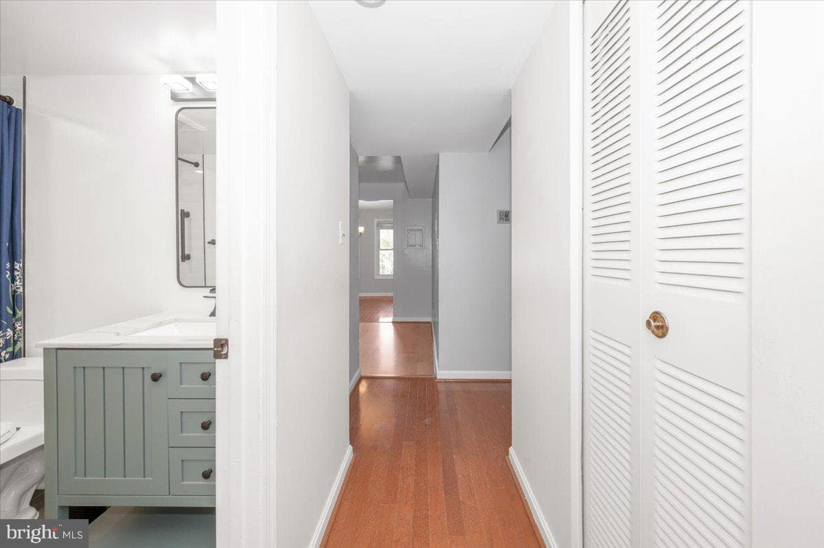 844 Quince Orchard Boulevard #101 photo 20