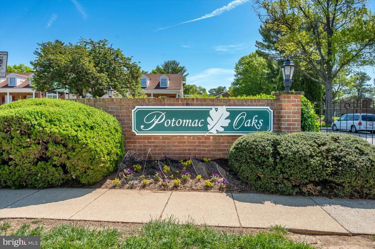 844 Quince Orchard Boulevard #101 photo 35