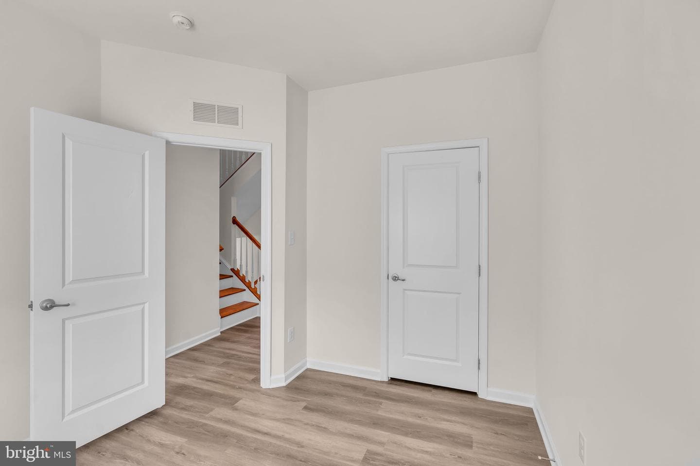 13401 Waterford Hills Blvd photo 30