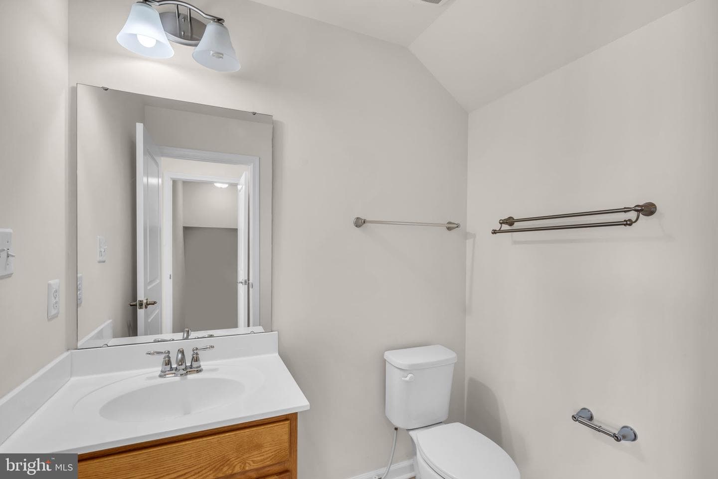 13401 Waterford Hills Blvd photo 34