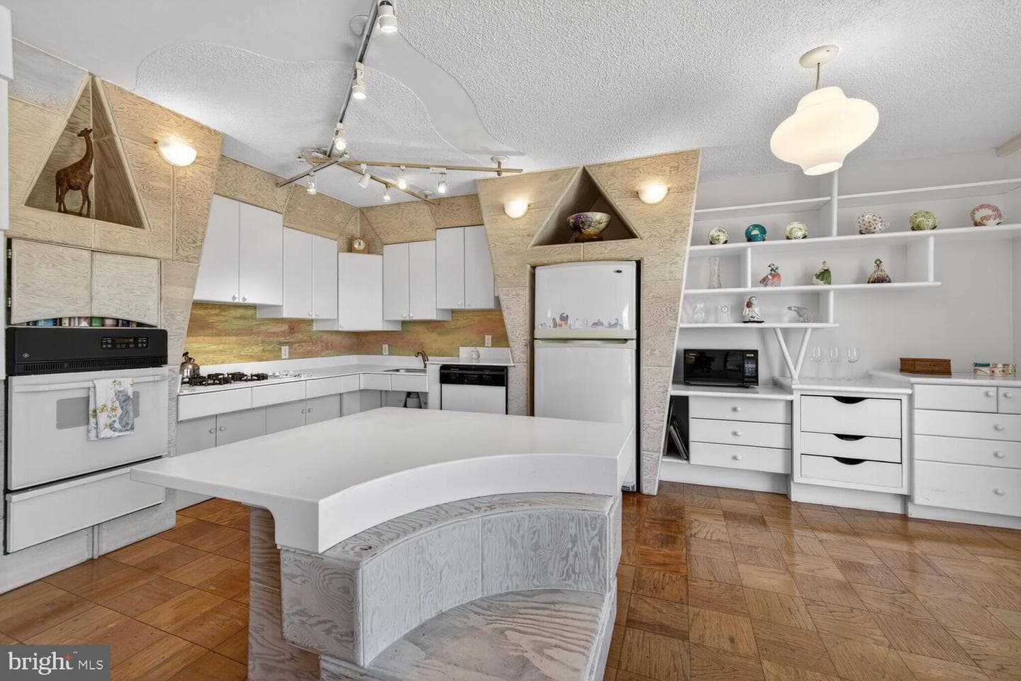 2100 Washington Avenue #6-A, Silver Spring