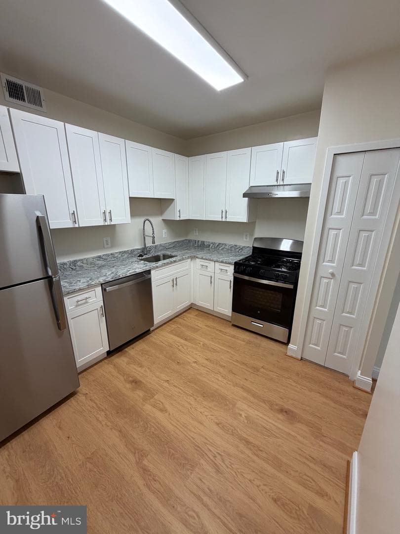 5225 Pooks Hill Road #1821 South, Bethesda