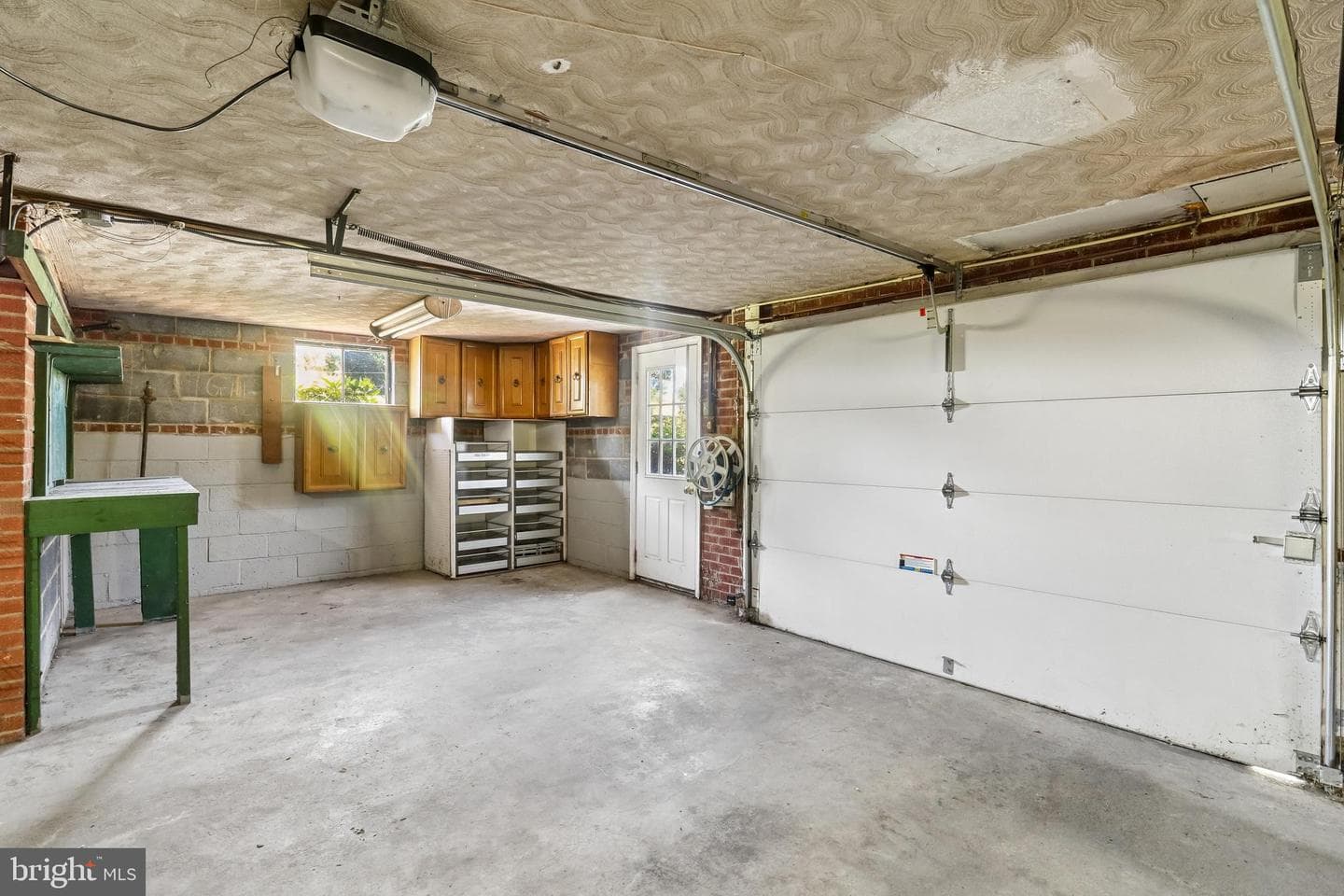 400 Southwest Drive photo 44
