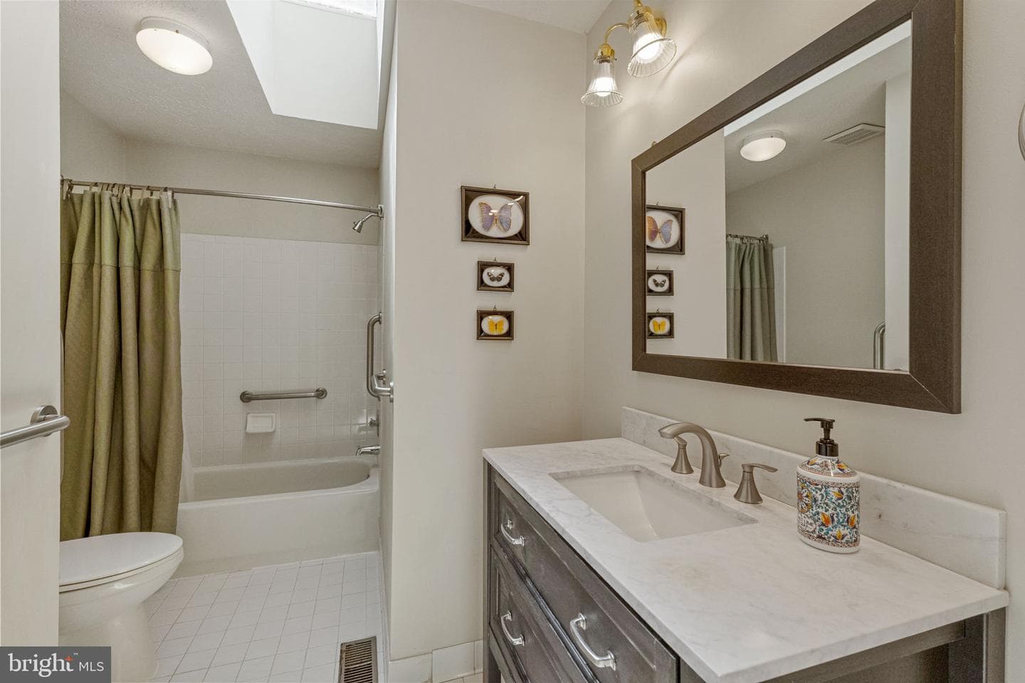 19317 Plummer Drive photo 25