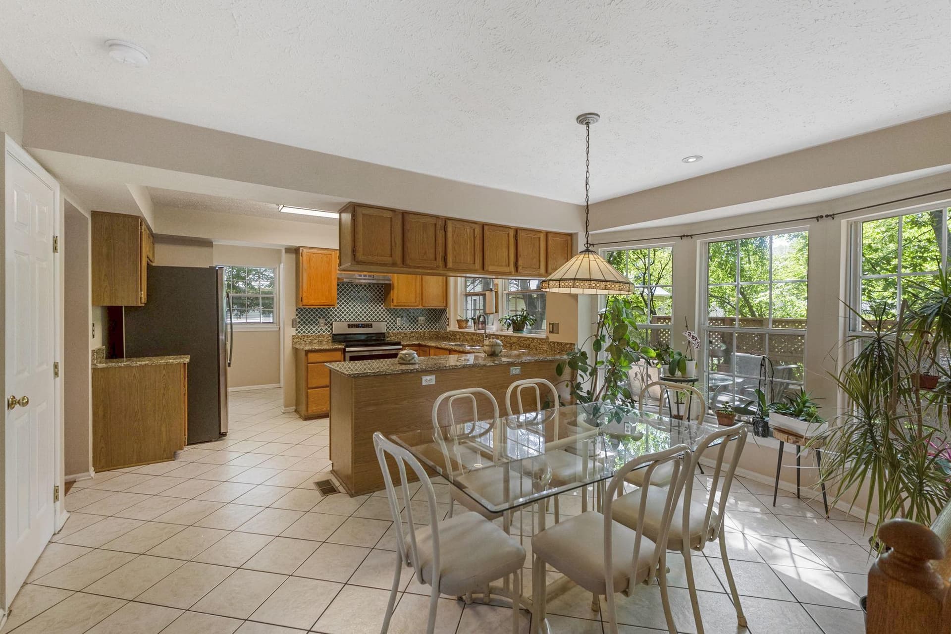 19317 Plummer Drive photo 9