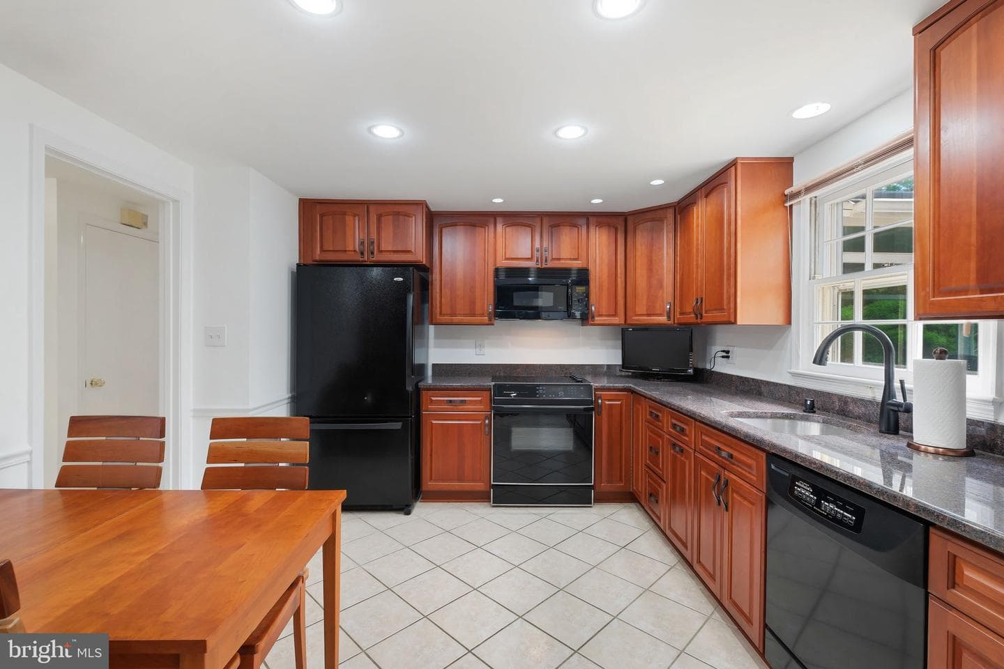1106 Pipestem Place photo 10