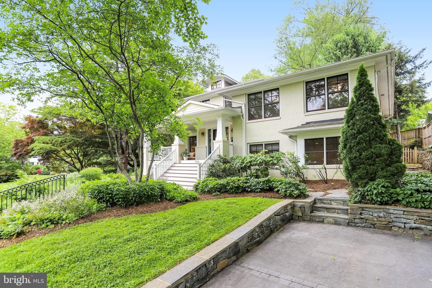 10019 Kensington Parkway photo 2