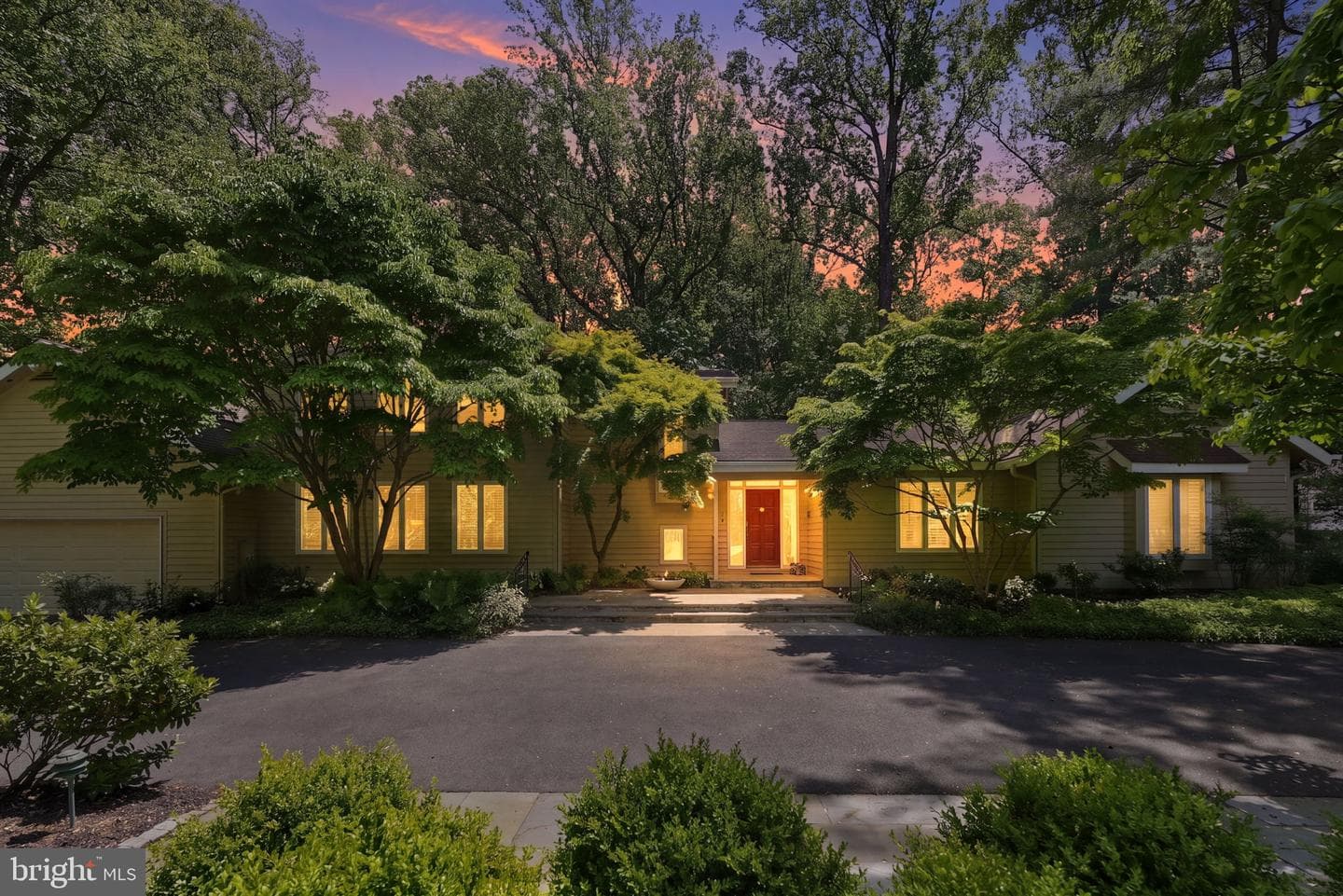 11815 Beekman Place, Potomac