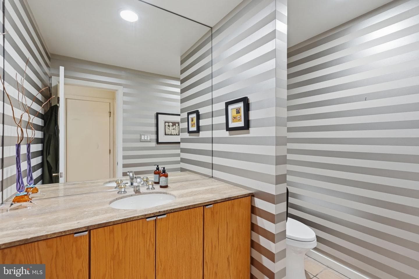 11815 Beekman Place photo 22