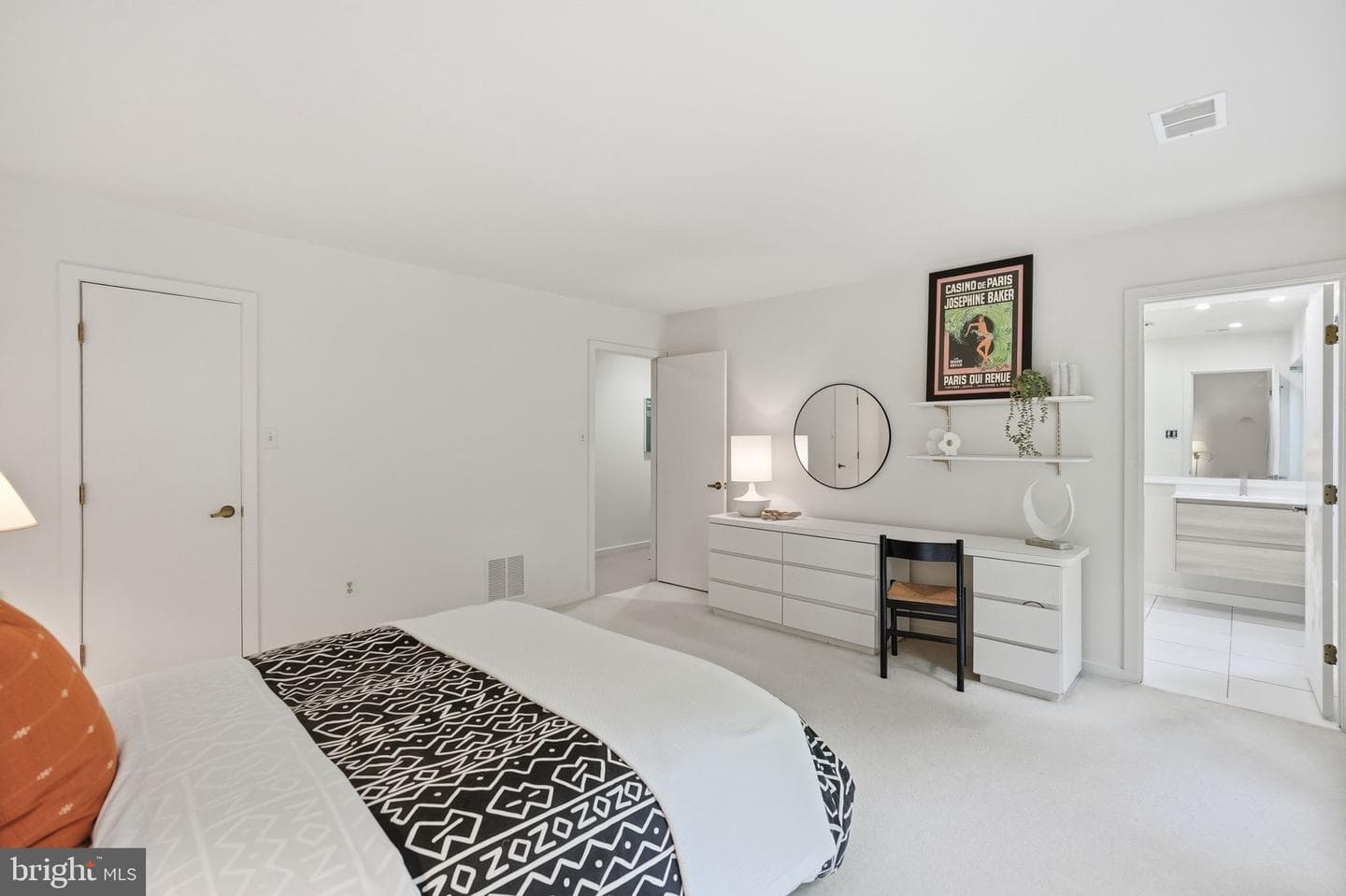 11815 Beekman Place photo 34