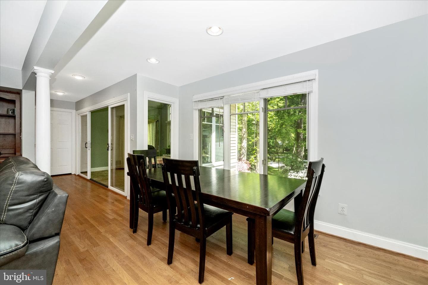 9328 Garden Court photo 15