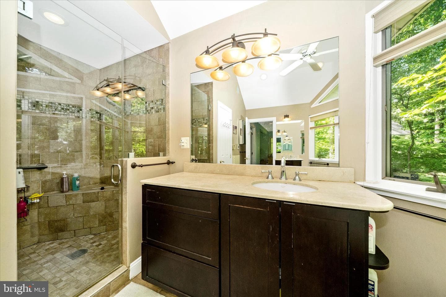 9328 Garden Court photo 27