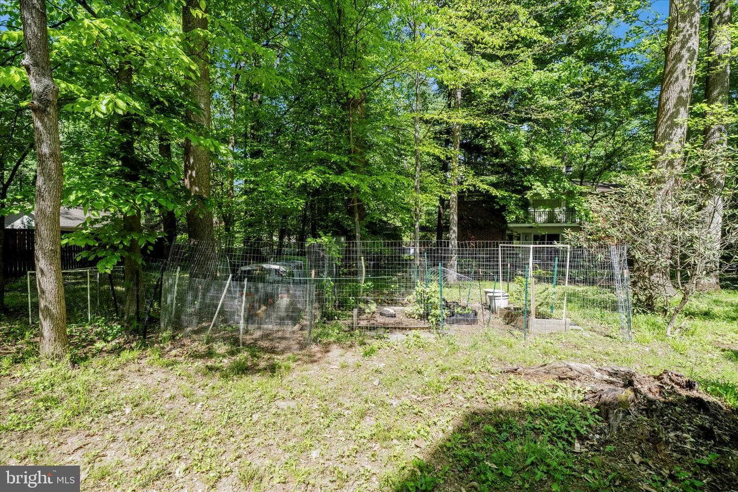 9328 Garden Court photo 49