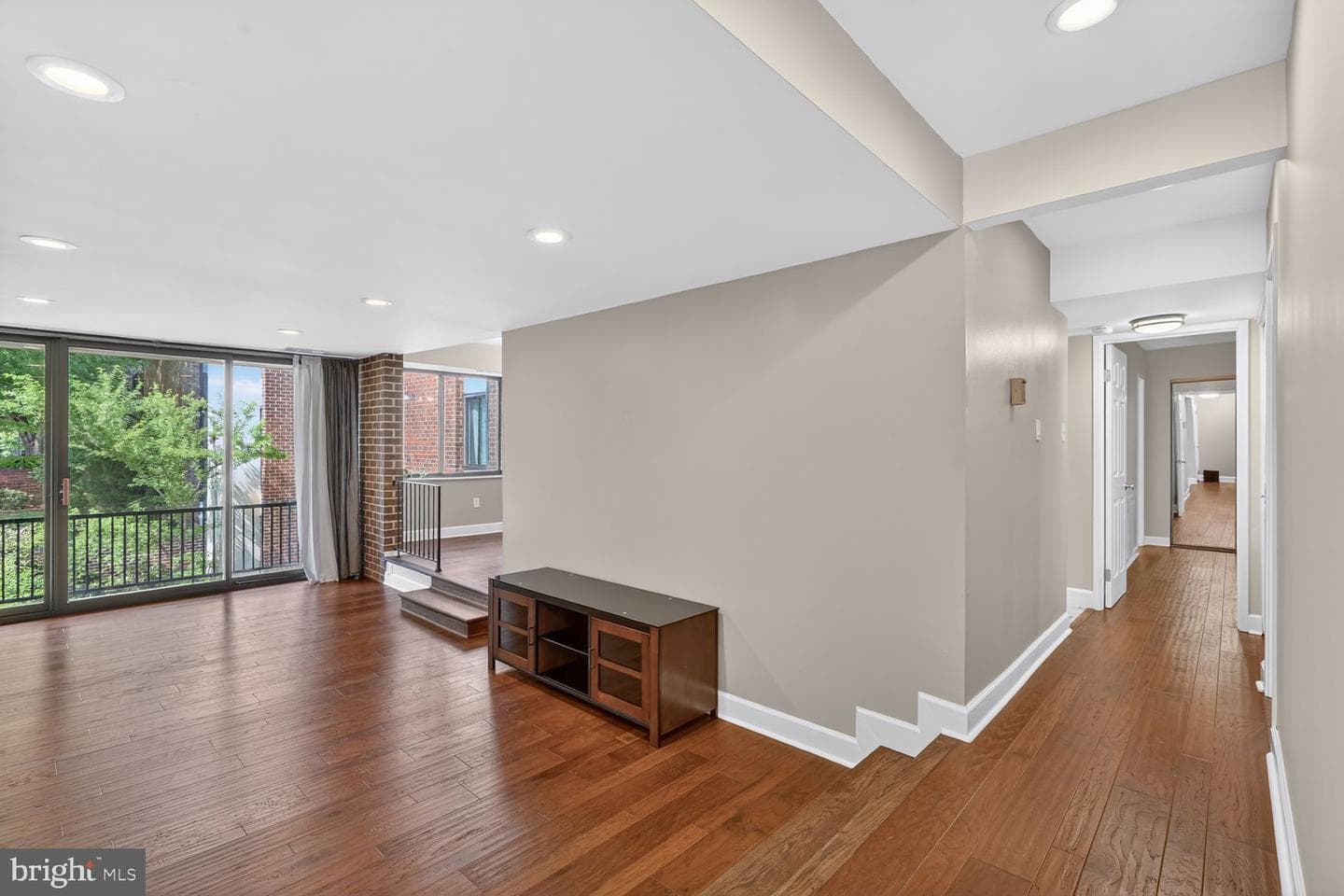 2004 Coleridge Drive #20-201, Silver Spring