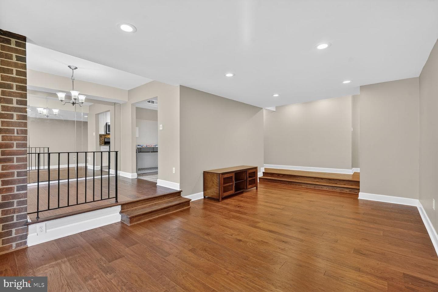 2004 Coleridge Drive #20-201 photo 3