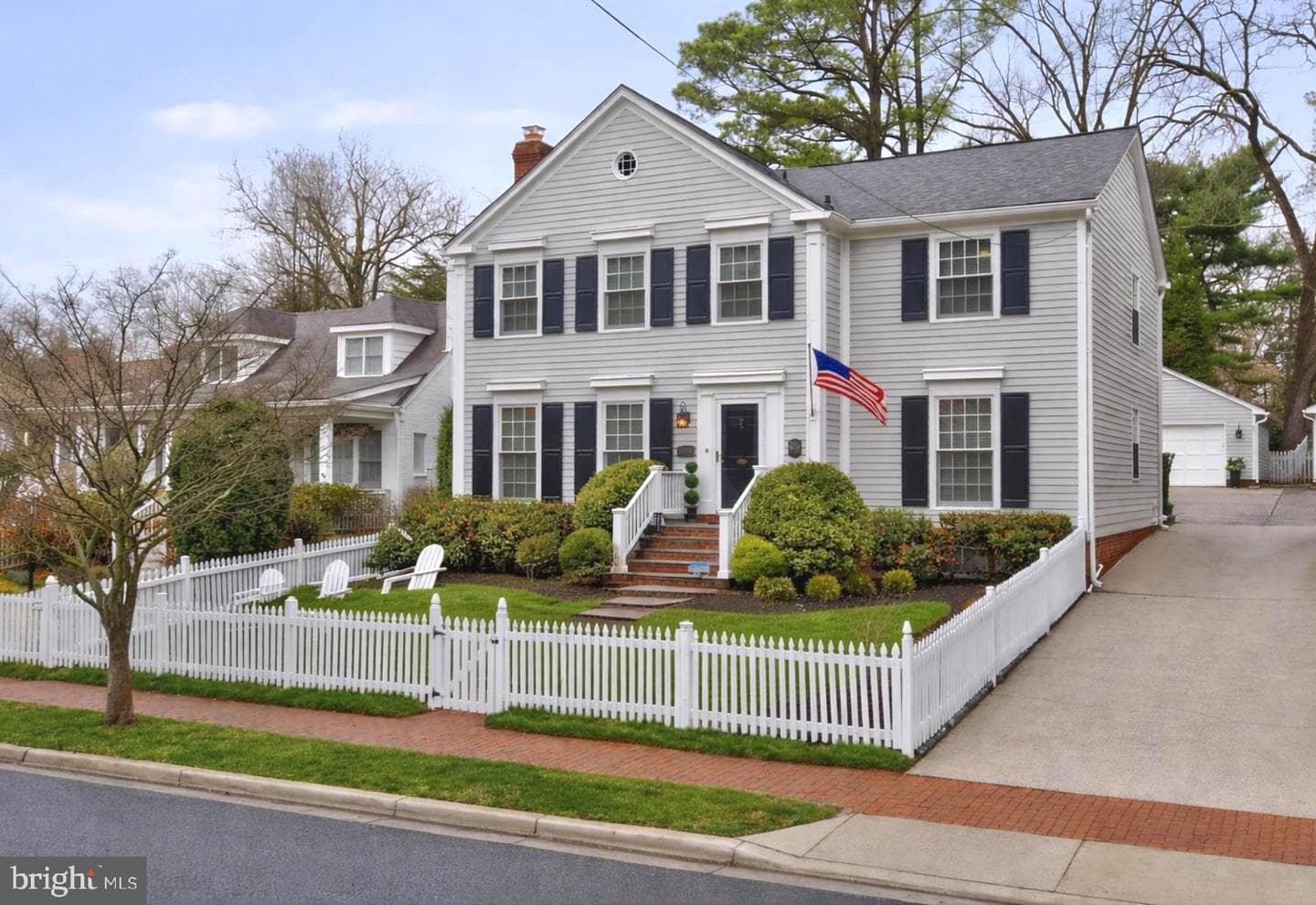 10206 Kensington Parkway