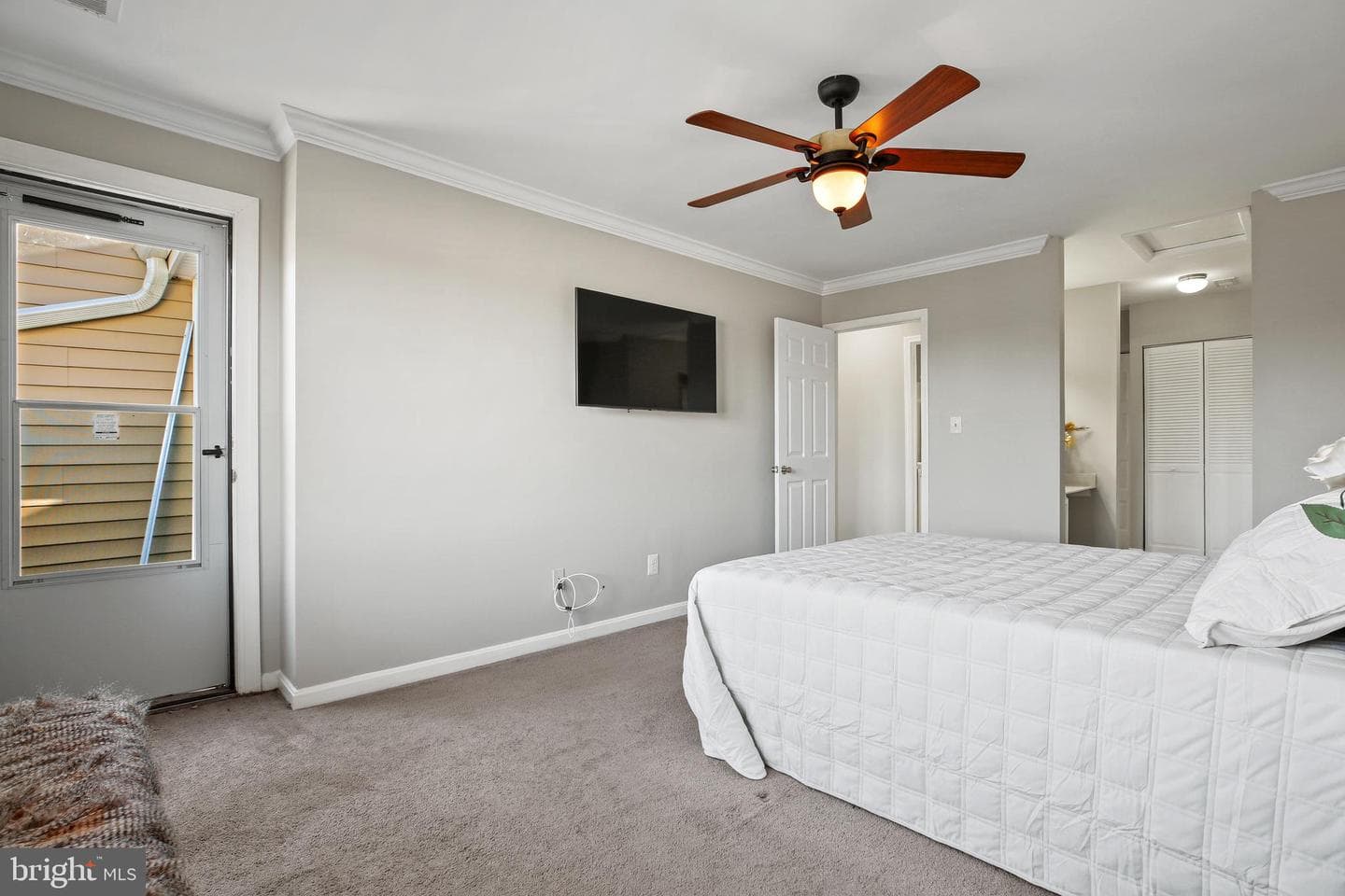 20113 Locustdale Drive #304 photo 18