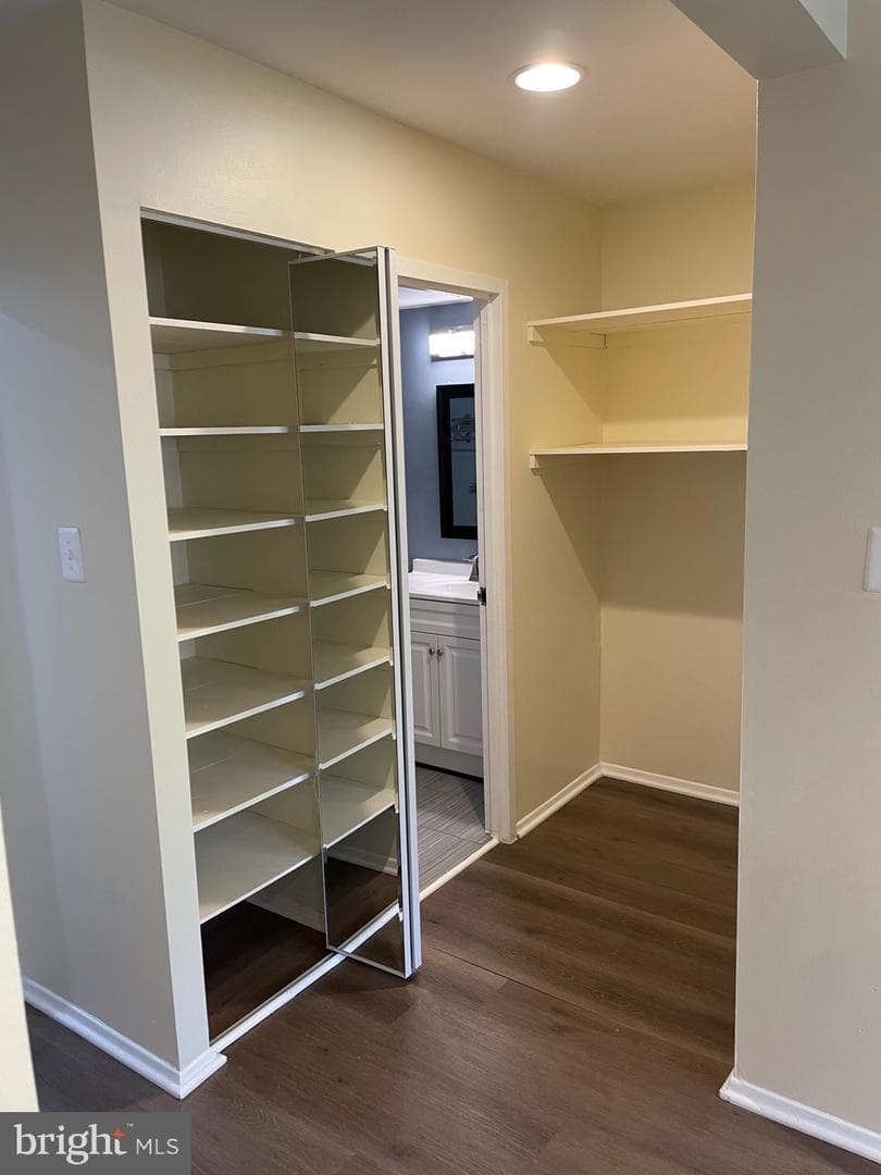 444 Girard Street #293 photo 32