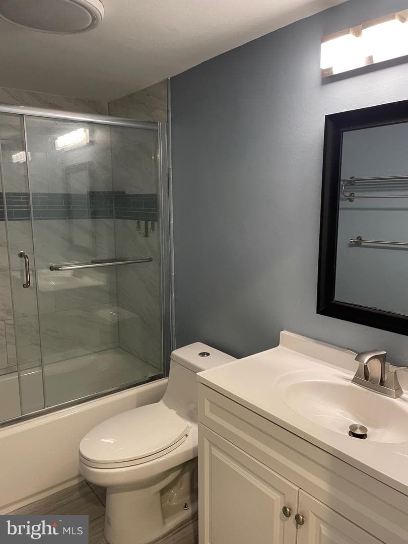 444 Girard Street #293 photo 33