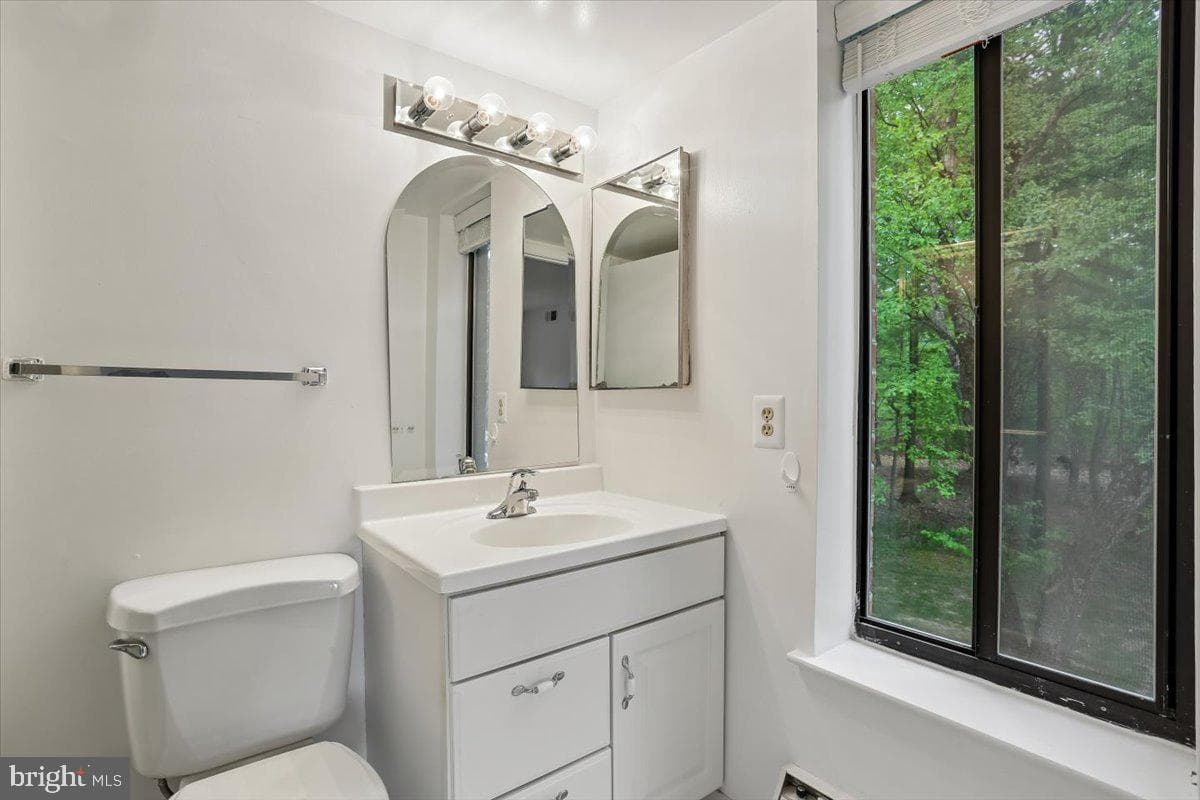 15210 Elkridge Way #91-2e photo 32