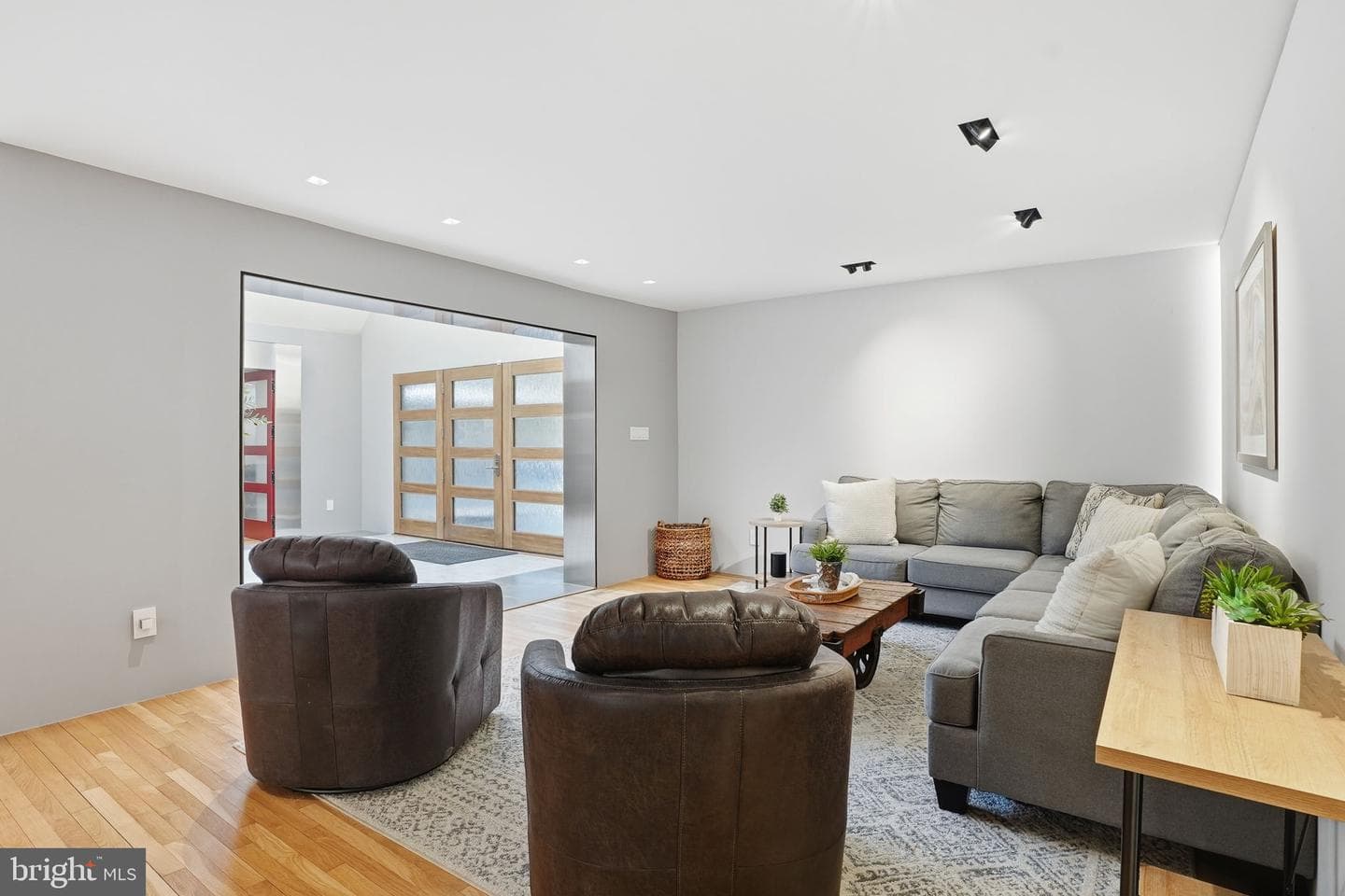 15130 Springfield Road photo 18