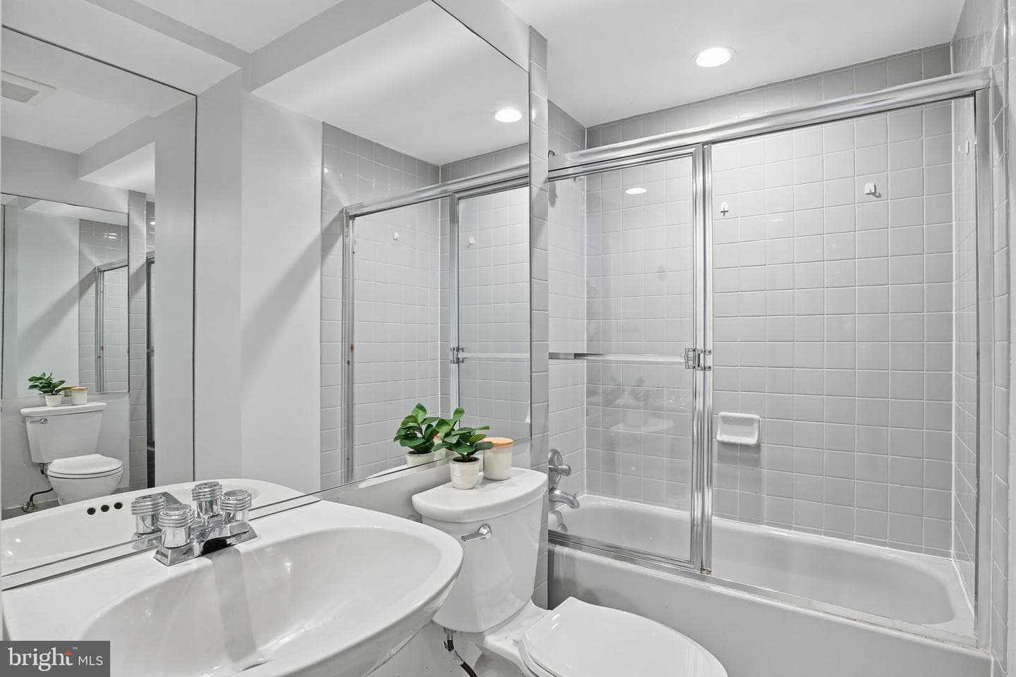 15130 Springfield Road photo 56