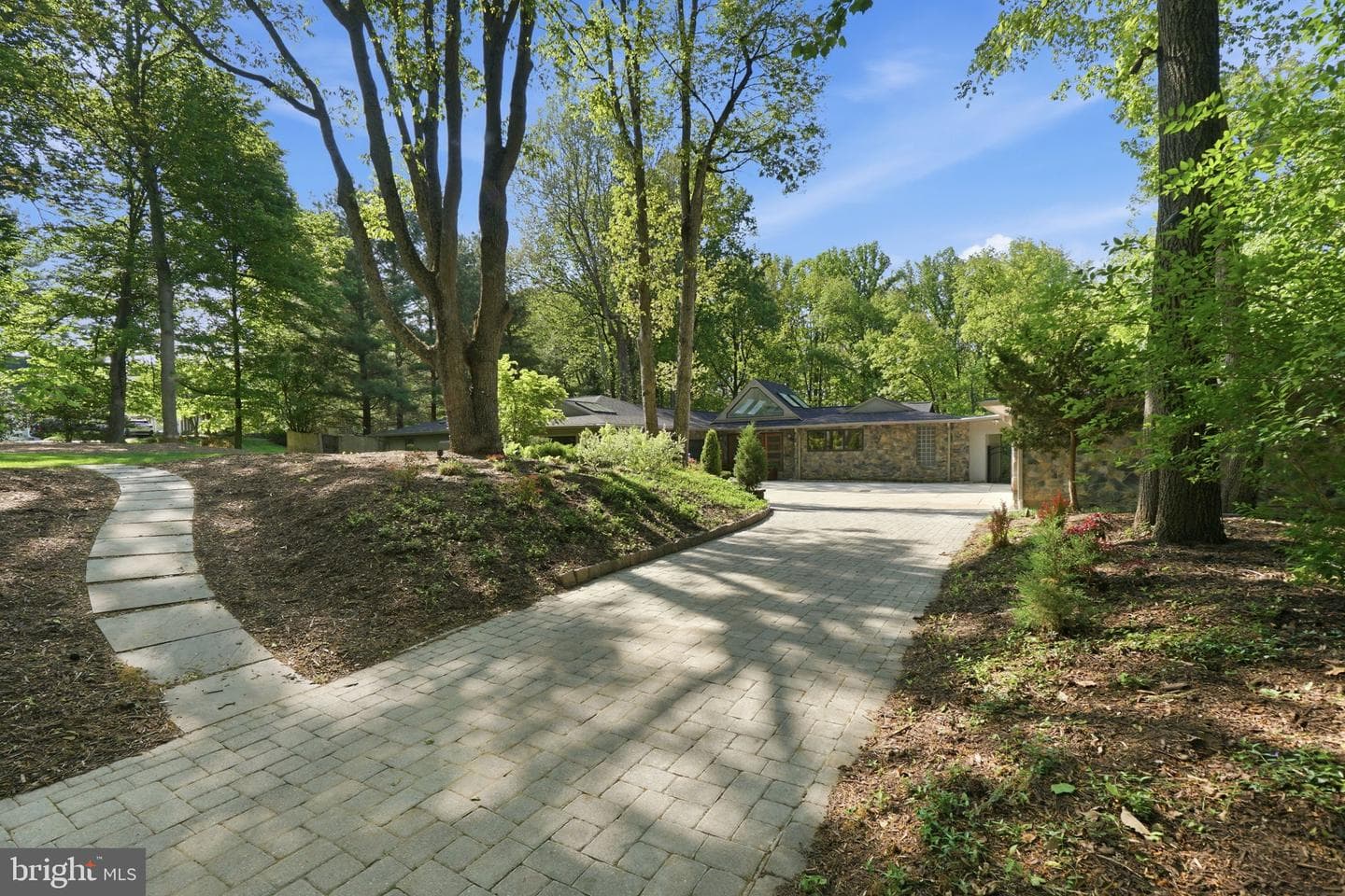 15130 Springfield Road photo 69