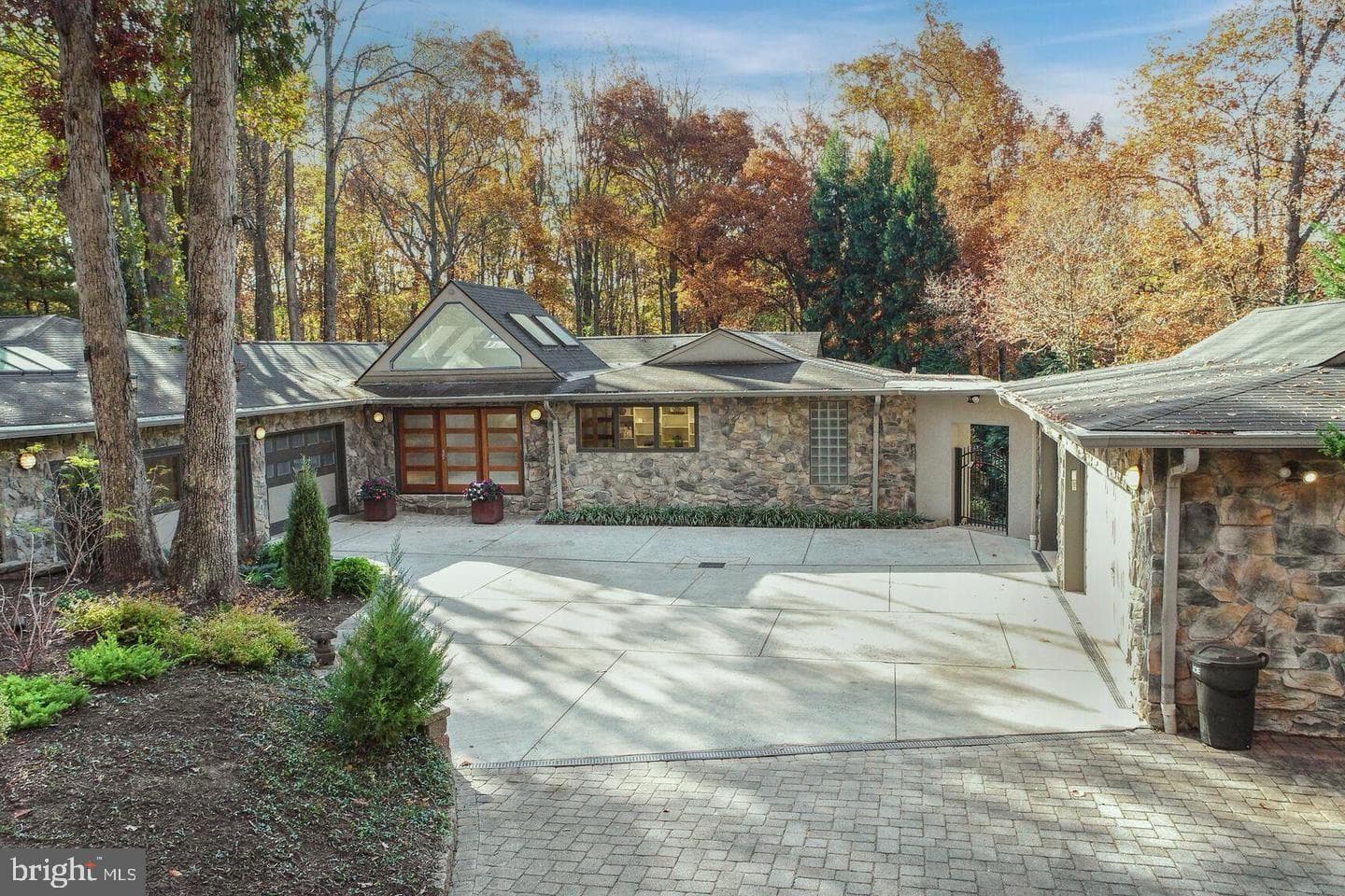 15130 Springfield Road photo 71